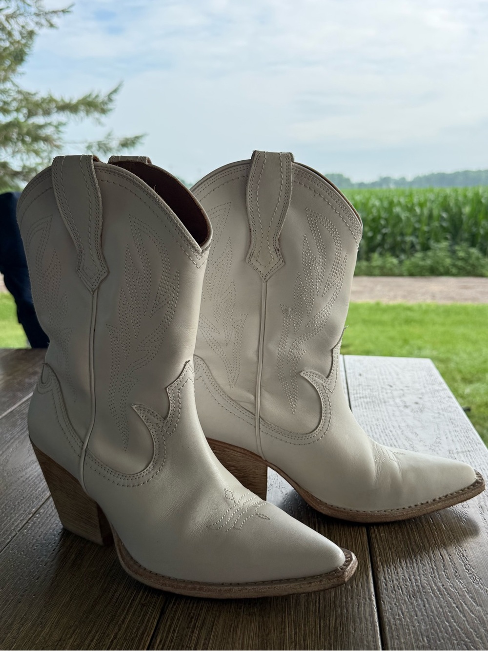 Thursday Boot Co. Sierra White Boots 8.5 View 5